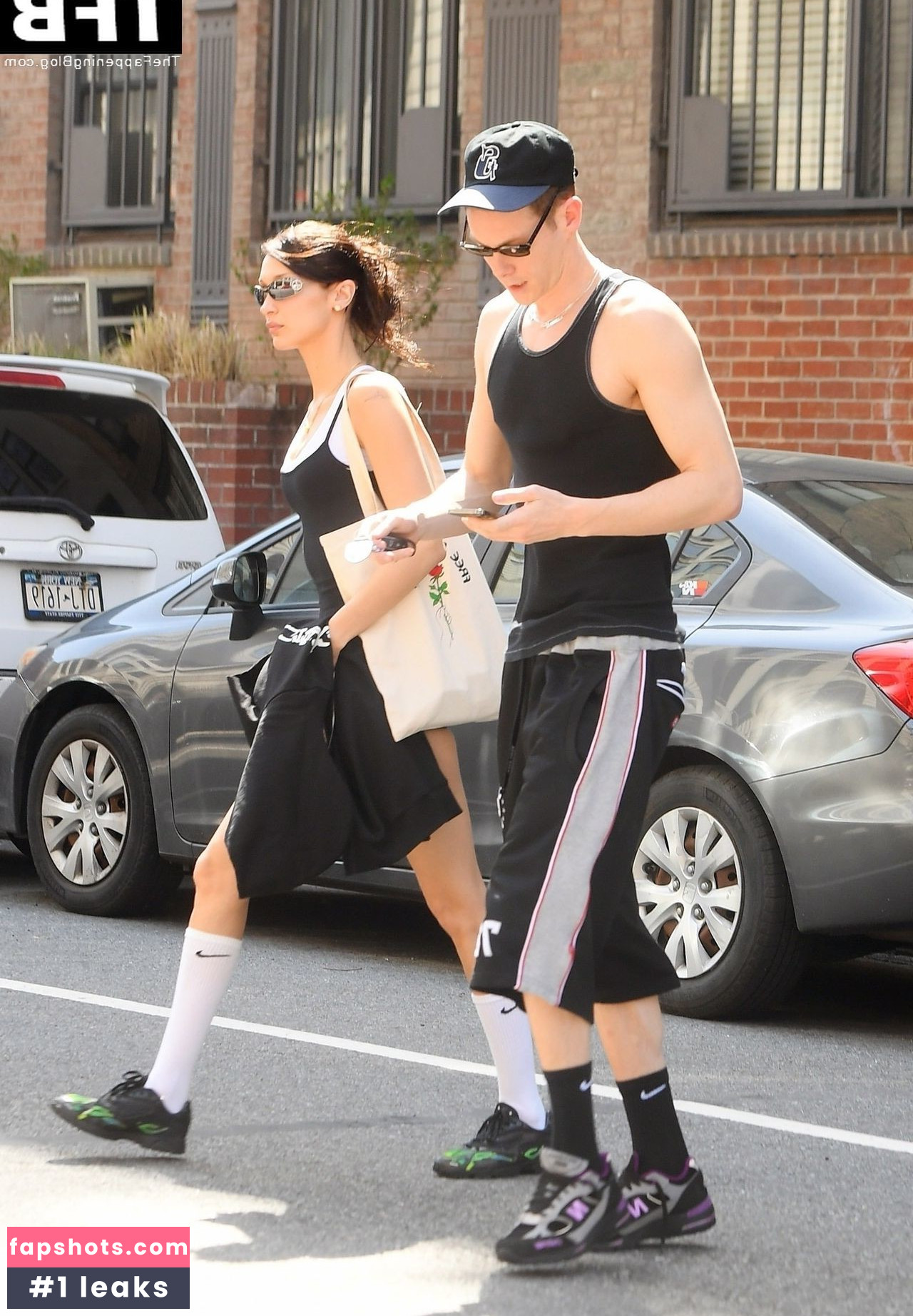 Bella Hadid gallery photo #622