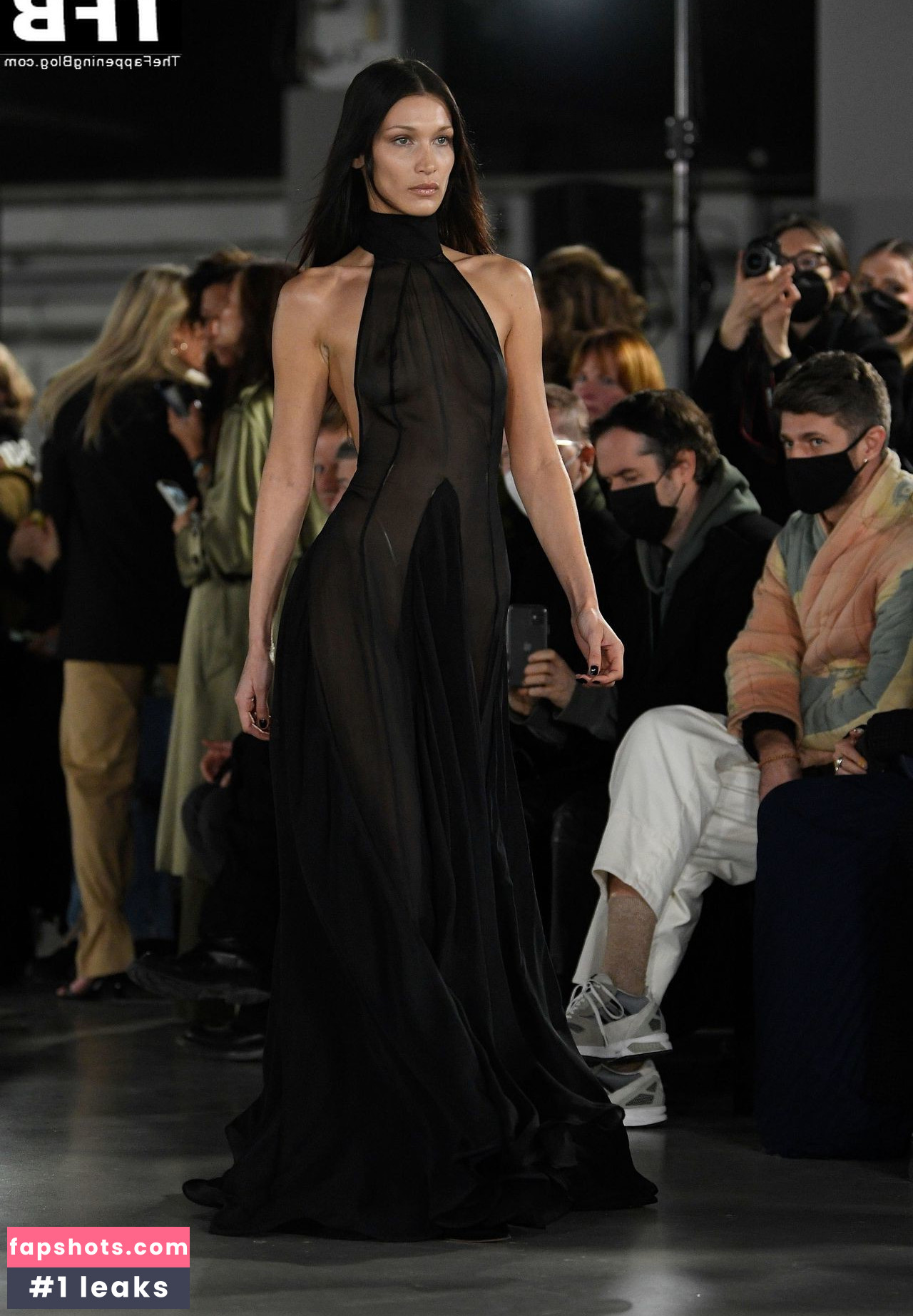 Bella Hadid gallery photo #651