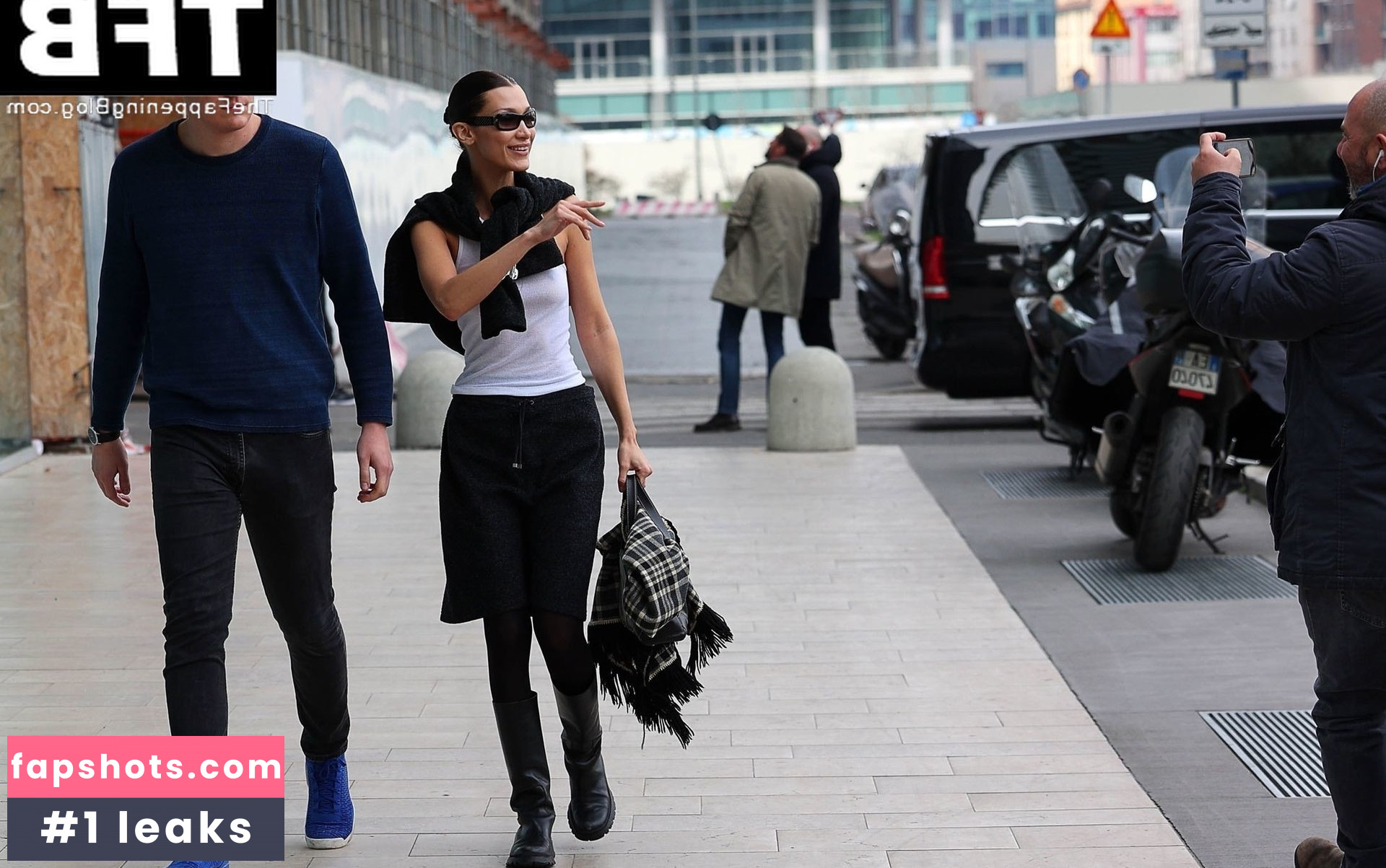 Bella Hadid gallery photo #669