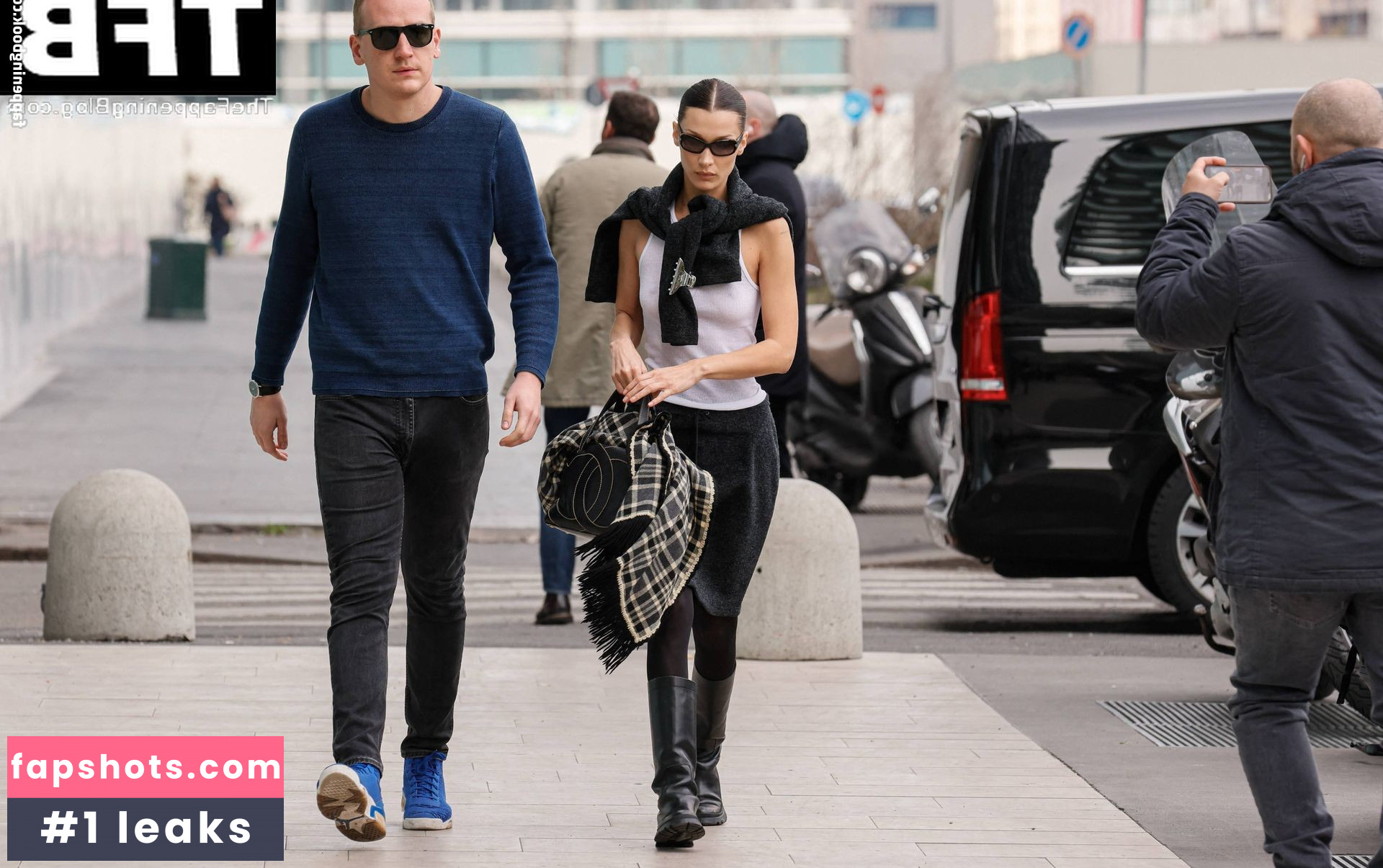 Bella Hadid gallery photo #677