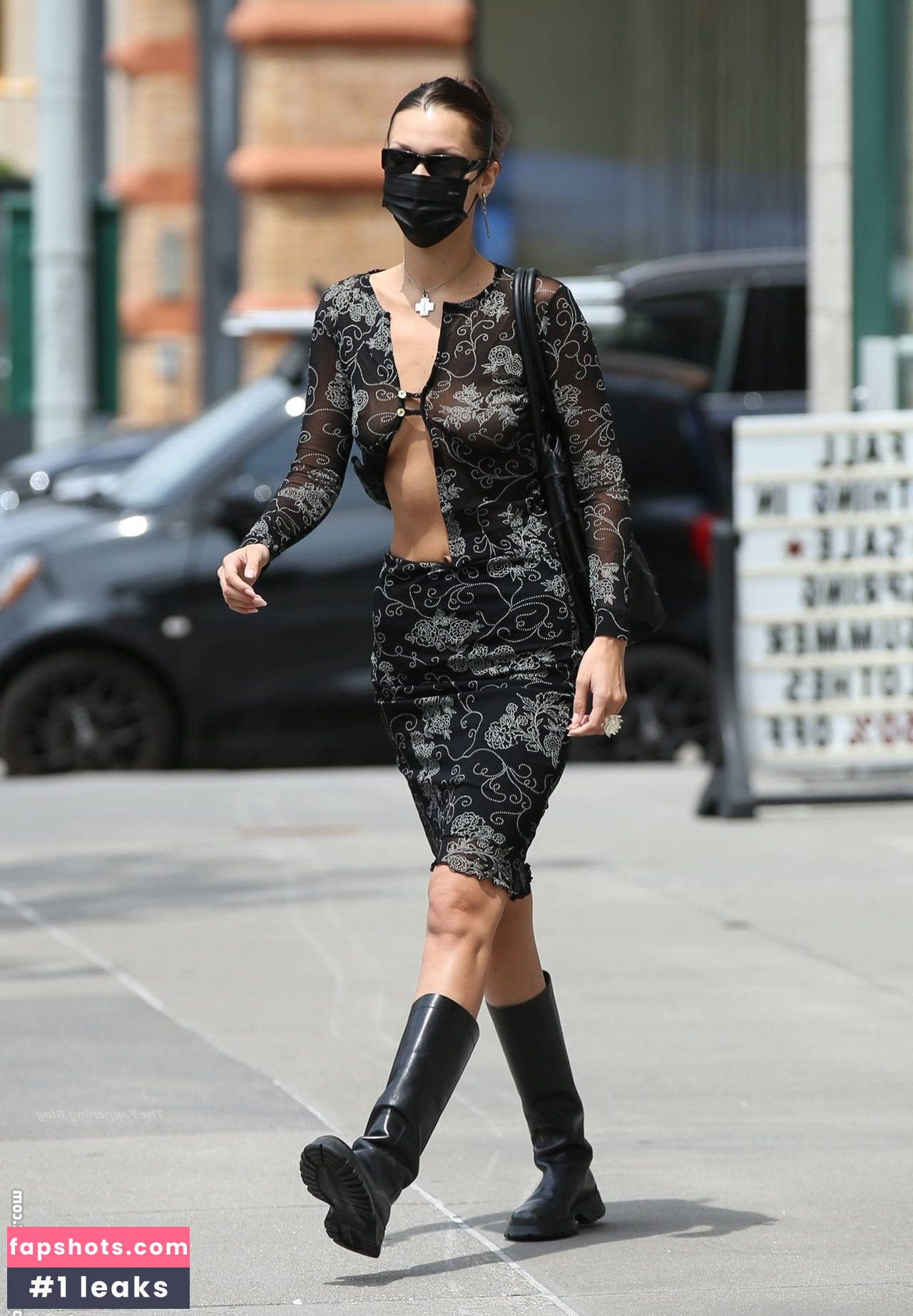 Bella Hadid gallery photo #804