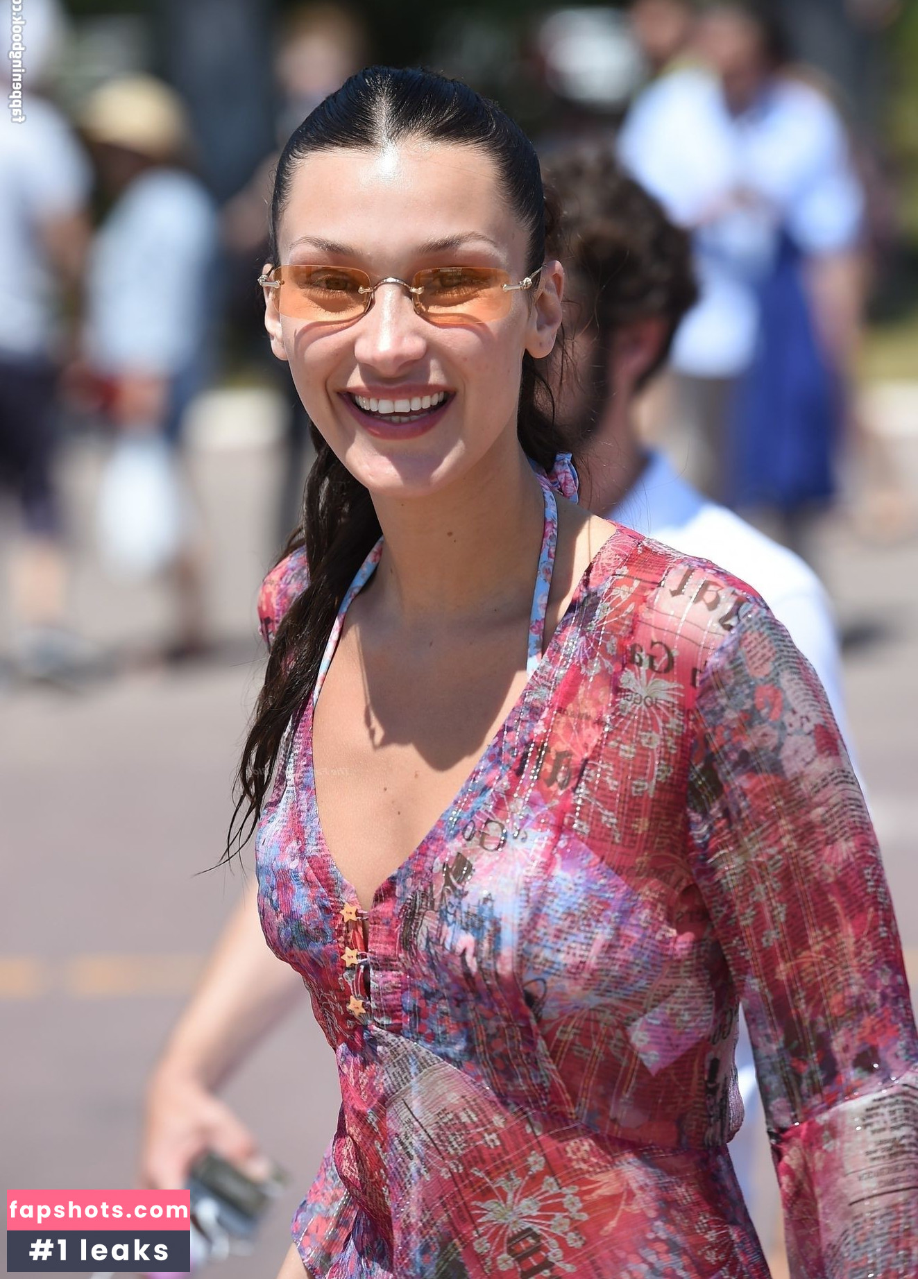 Bella Hadid gallery photo #824