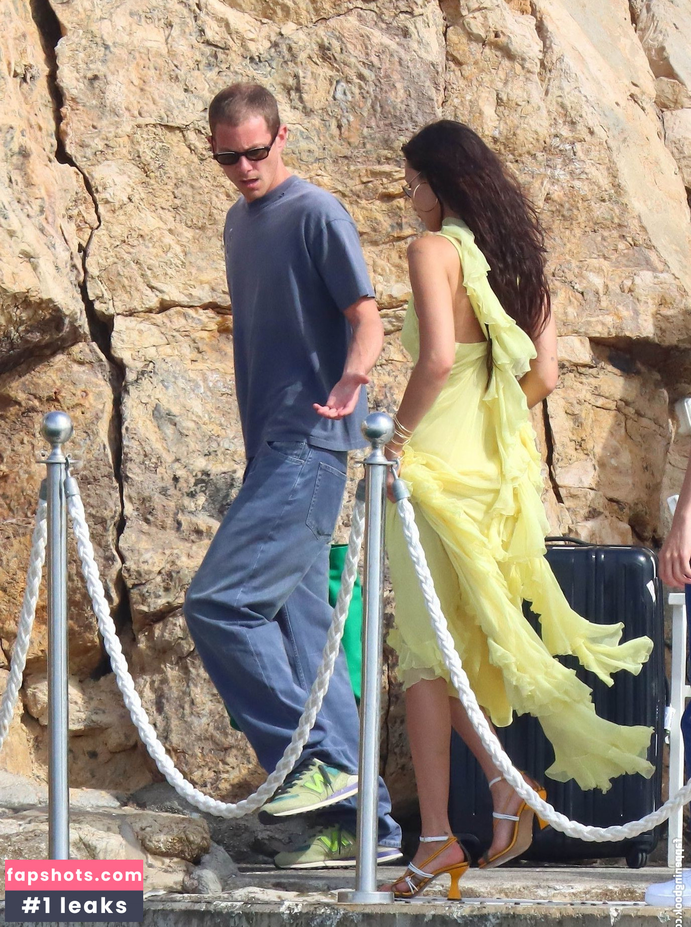 Bella Hadid gallery photo #837