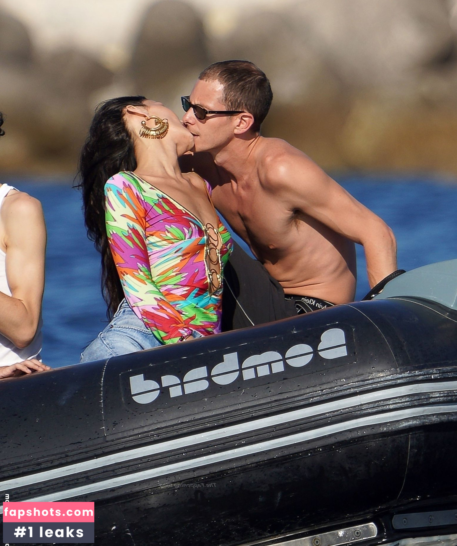 Bella Hadid gallery photo #893