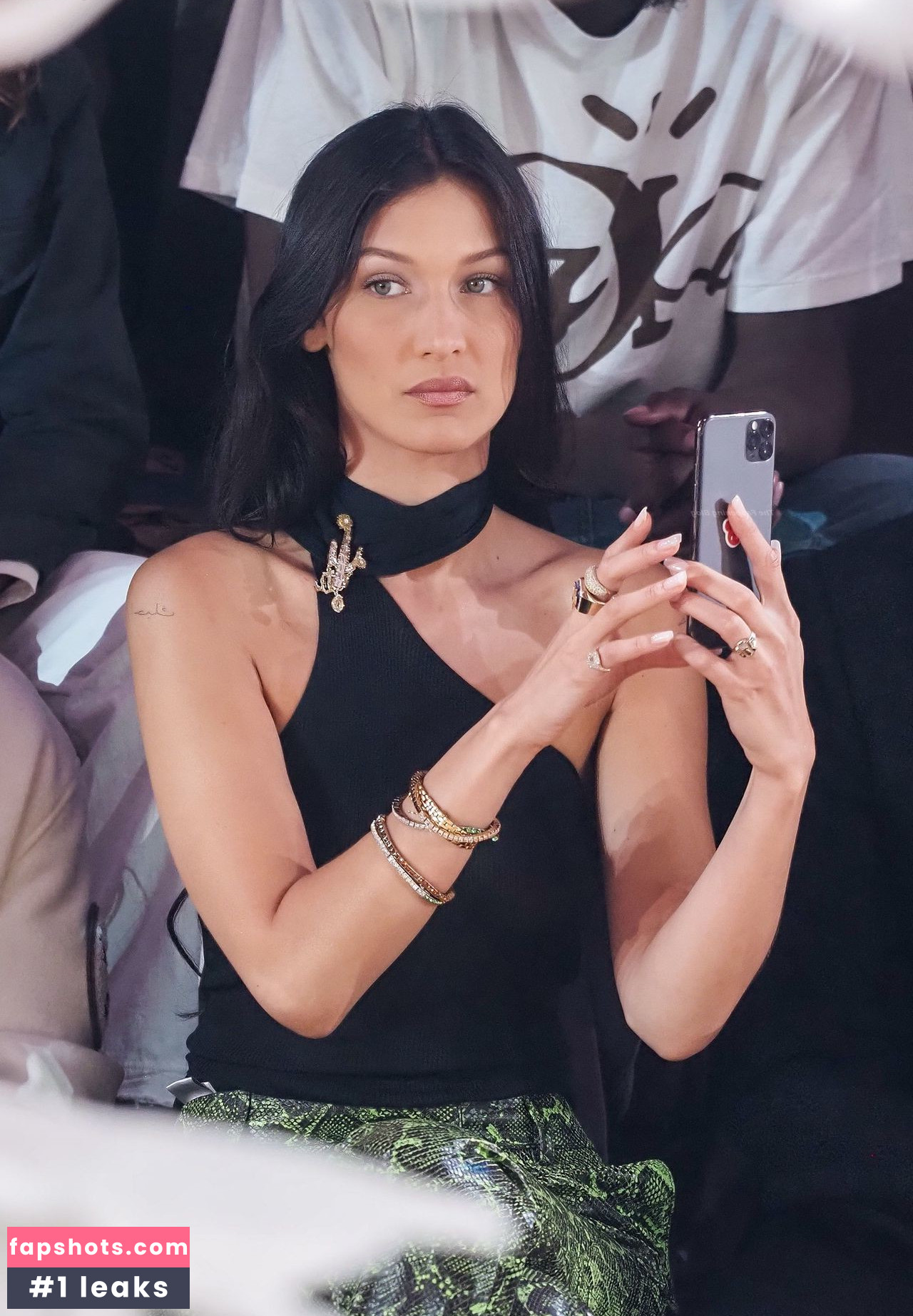 Bella Hadid gallery photo #985