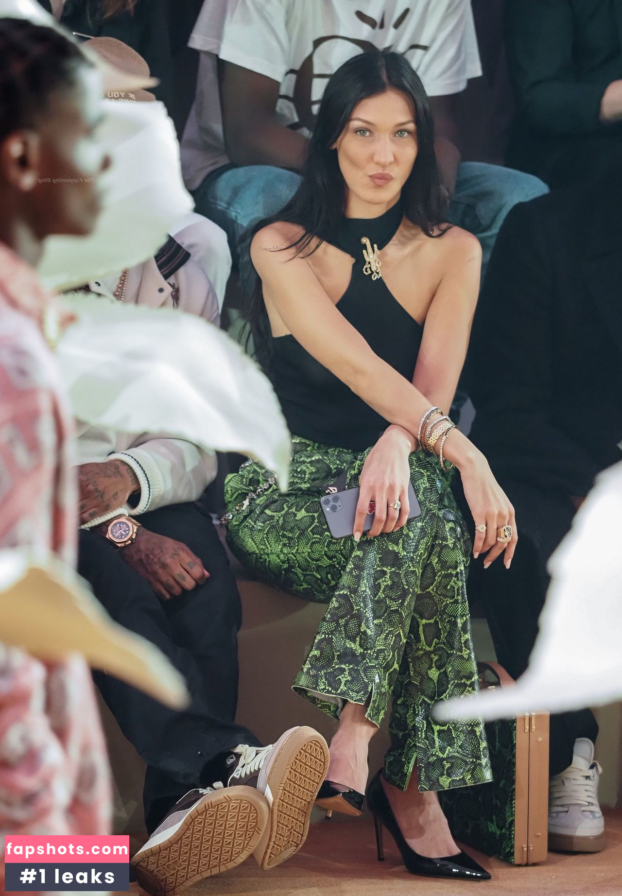 Bella Hadid gallery photo #986