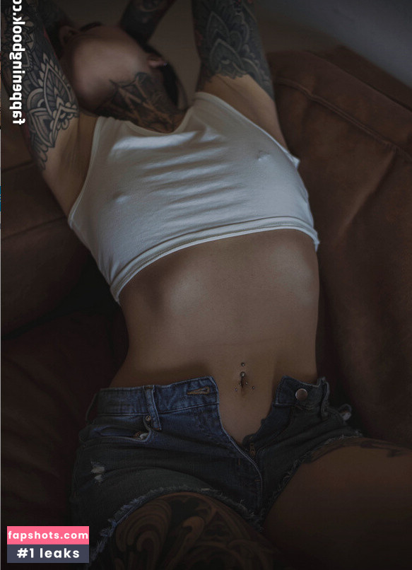 Bella Isadora gallery photo #14