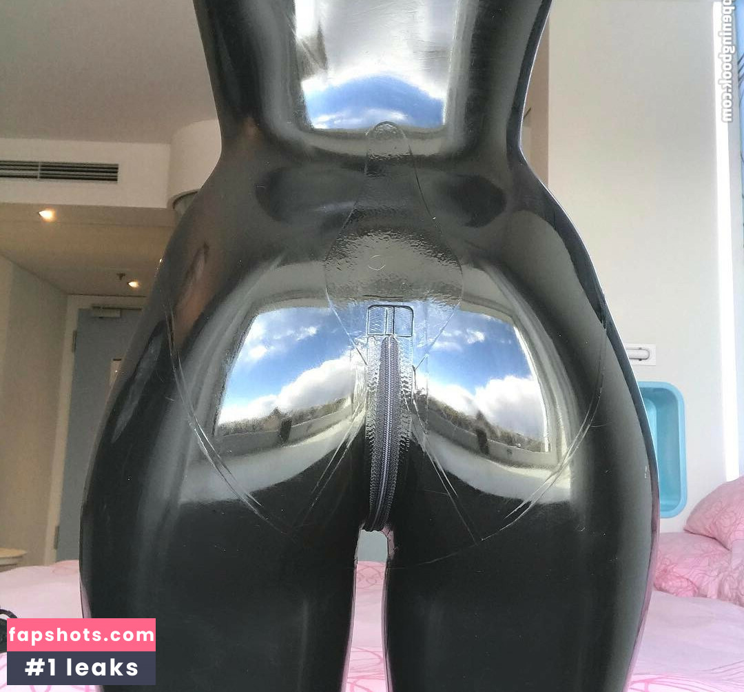 Bella Isadora gallery photo #64