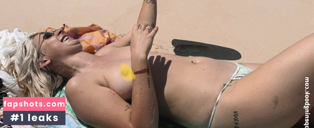 Bella Johnston Nude Leaks OnlyFans Photos #7 - LeakJerk