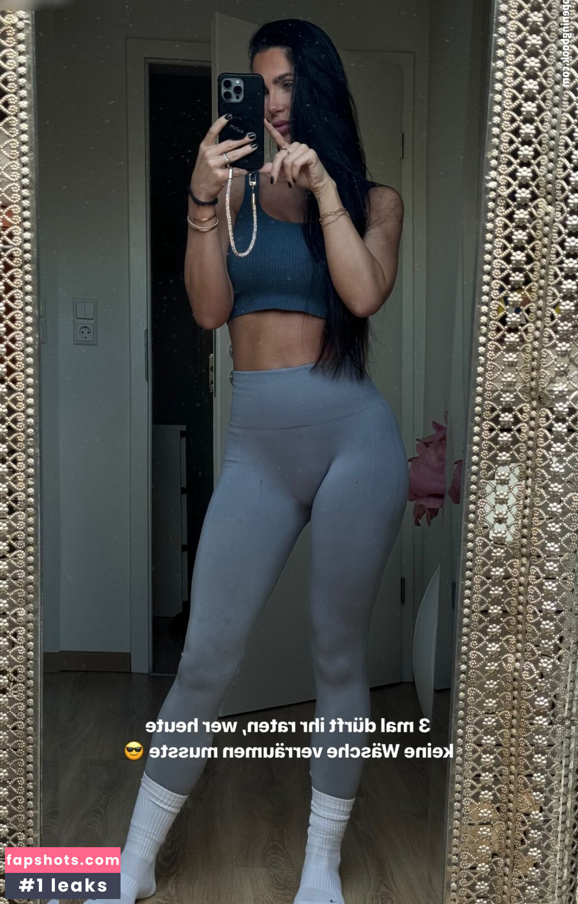 Bella Kraus gallery photo #11