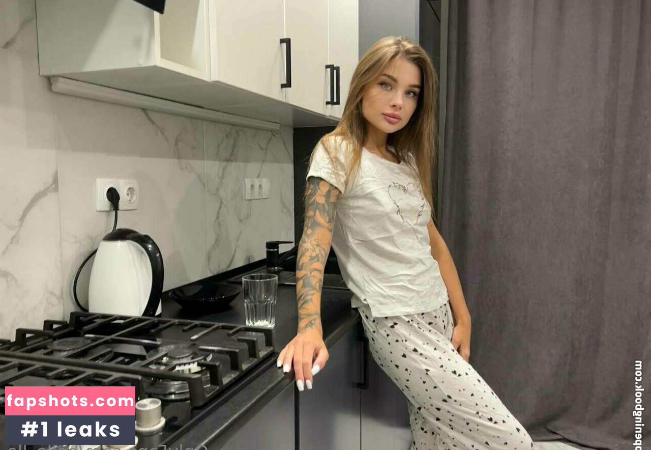 bella_lla gallery photo #26