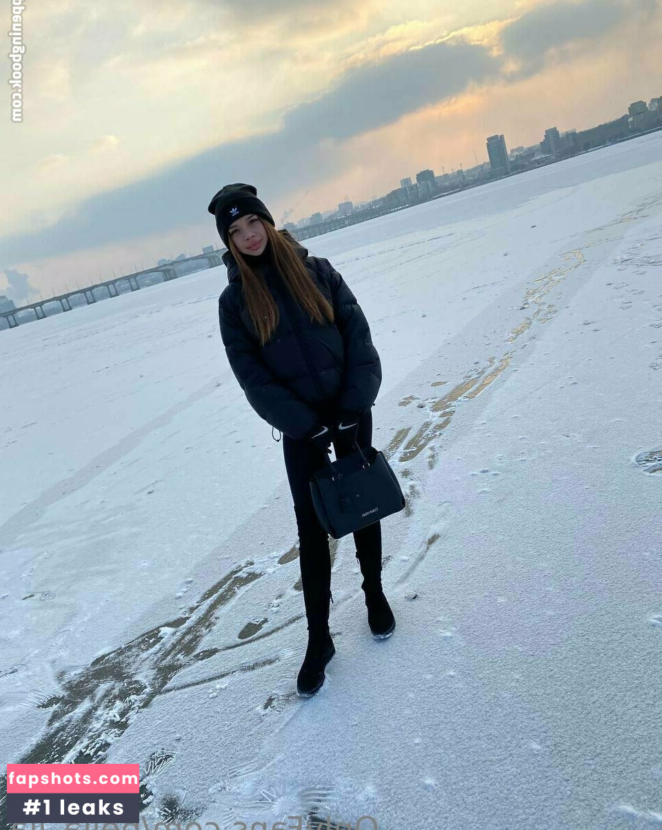 bella_lla nude babe gallery