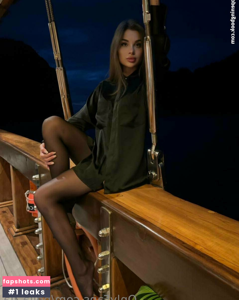 bella_lla gallery photo #32