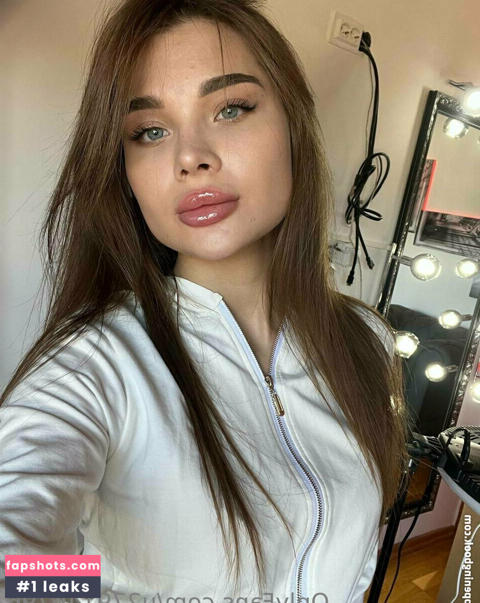 bella_lla gallery photo #42