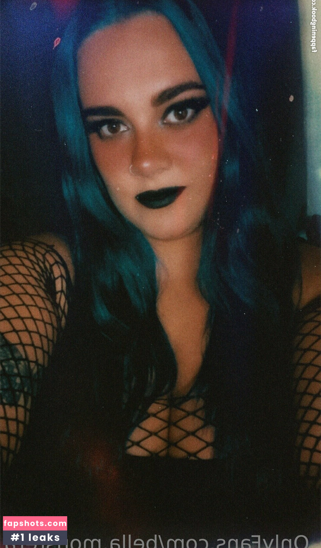 bella.monstera gallery photo #11