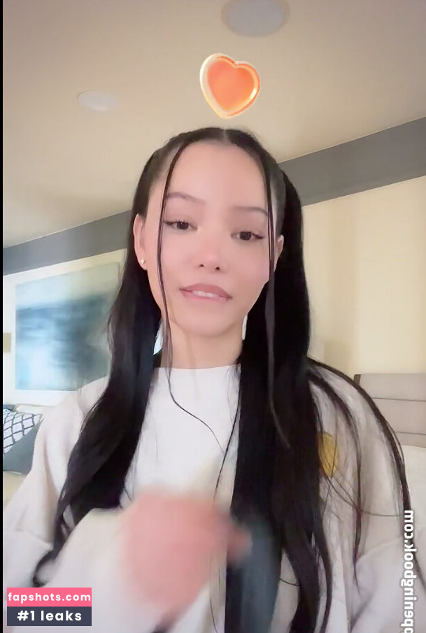 Bella Poarch gallery photo #178