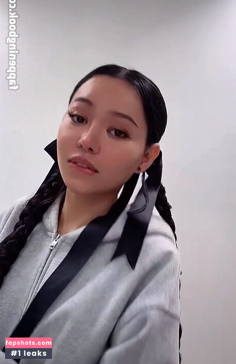 Bella Poarch gallery photo #183