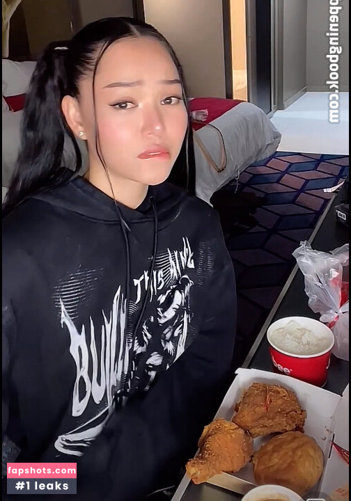 Bella Poarch gallery photo #185