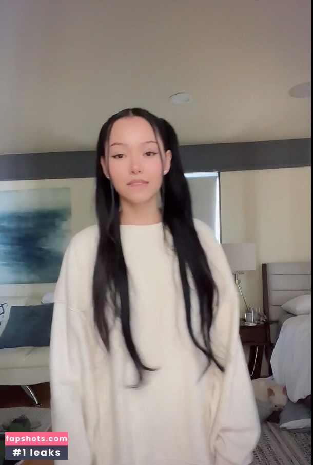 Bella Poarch gallery photo #188