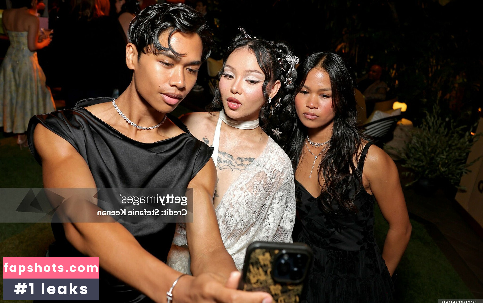 Bella Poarch gallery photo #3