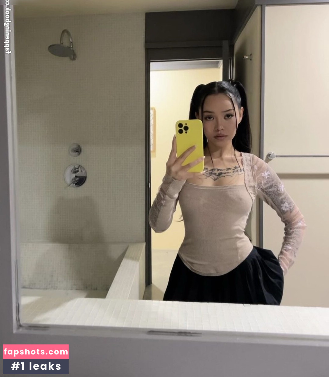 Bella Poarch gallery photo #208