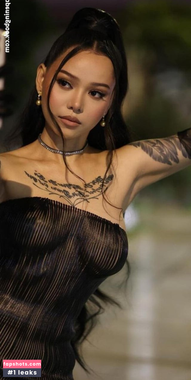 Bella Poarch gallery photo #216