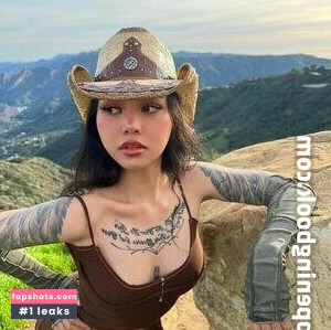 Bella Poarch gallery photo #230