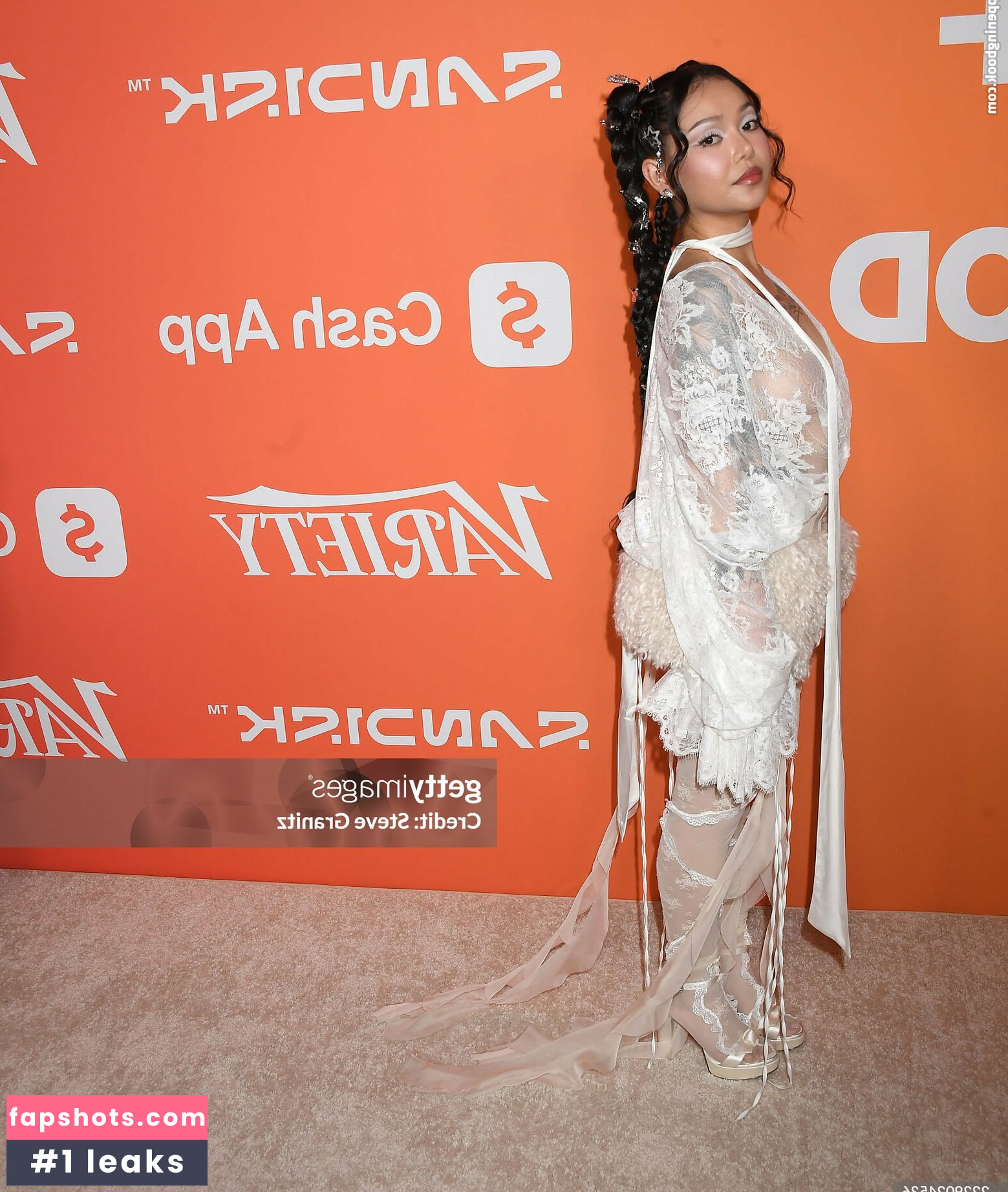 Bella Poarch gallery photo #26