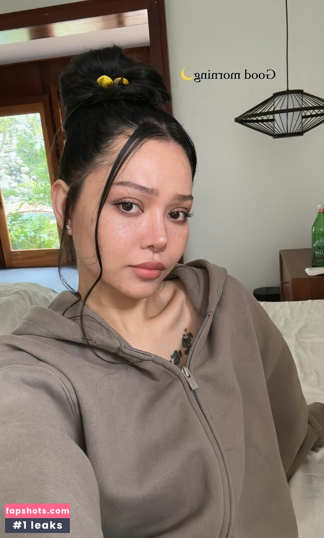 Bella Poarch gallery photo #264