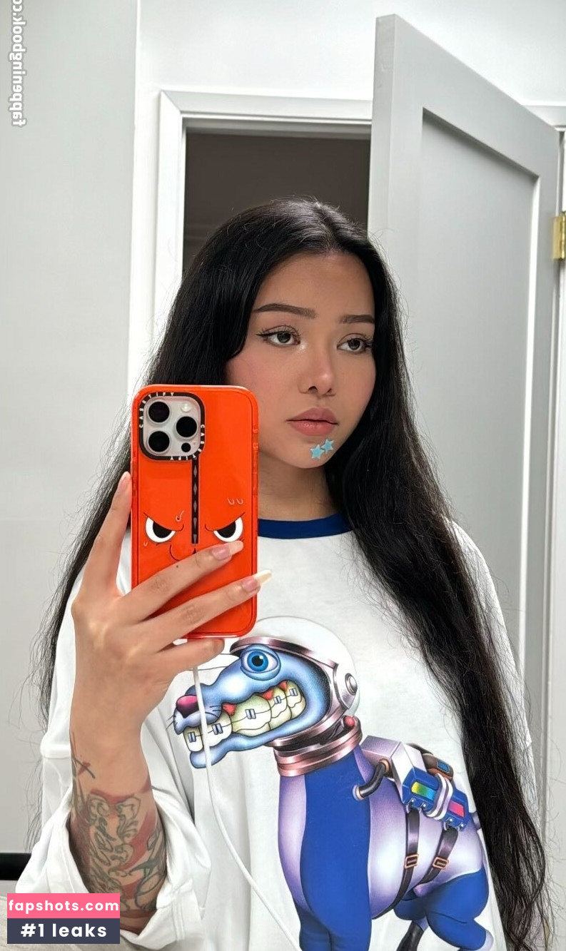 Bella Poarch gallery photo #271