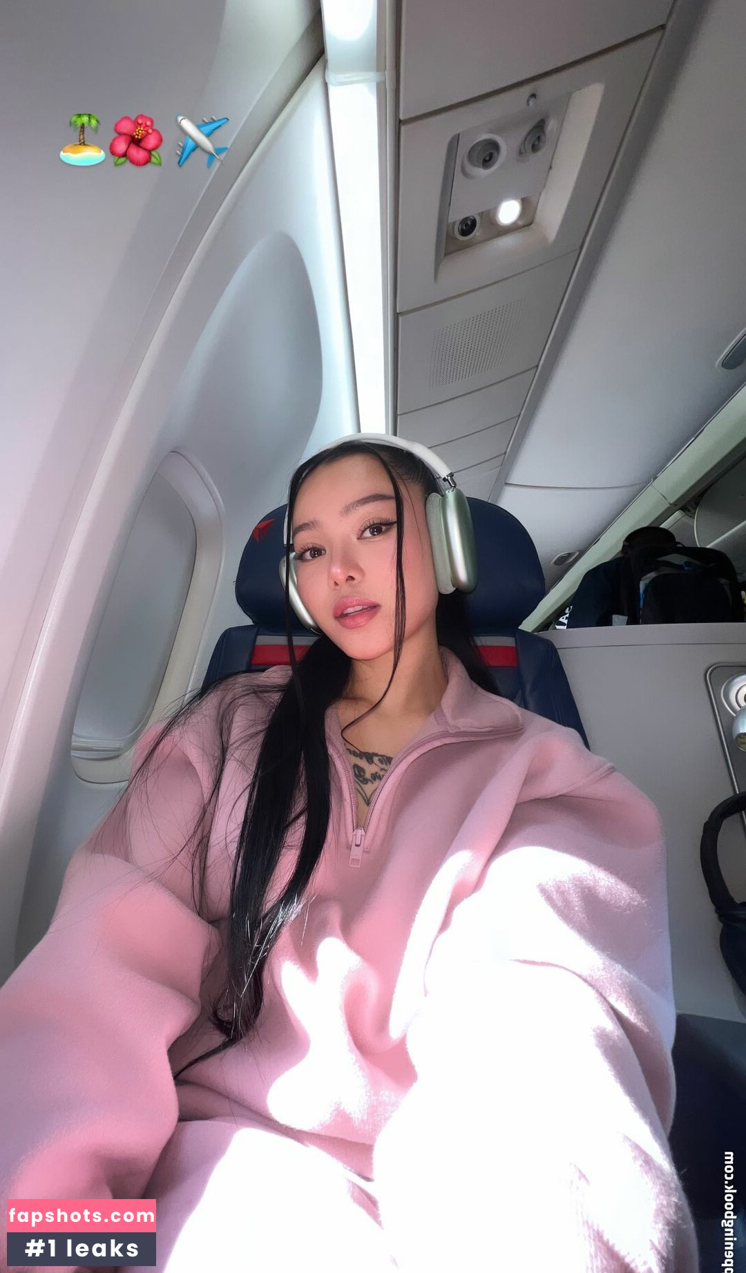 Bella Poarch gallery photo #289