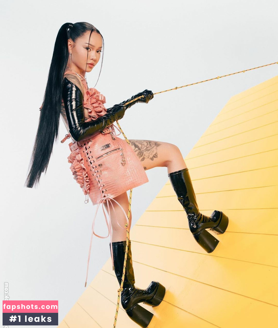 Bella Poarch gallery photo #295