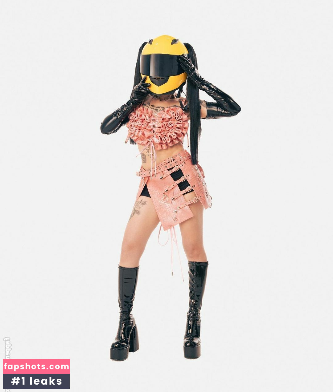 Bella Poarch gallery photo #298