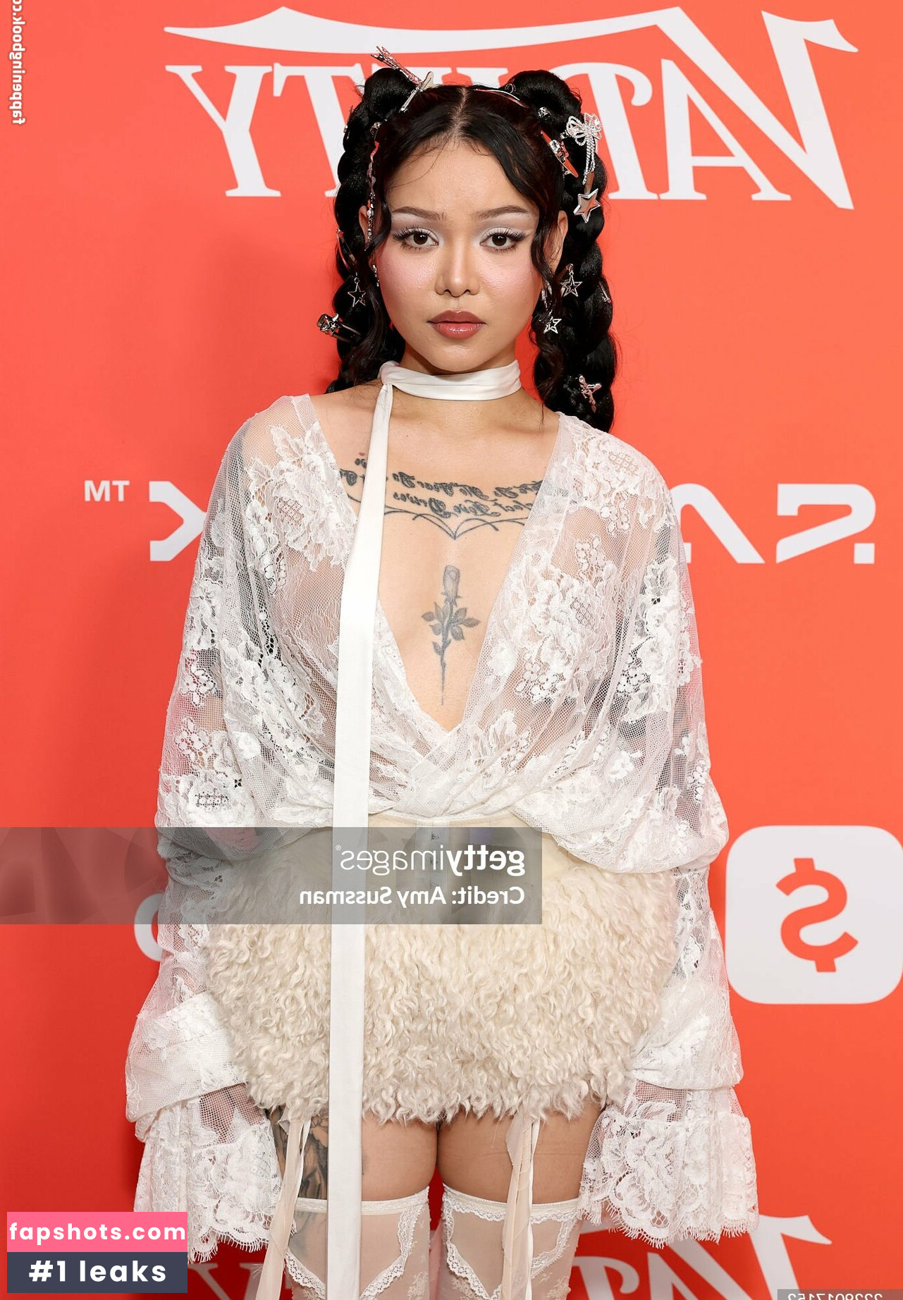 Bella Poarch gallery photo #4