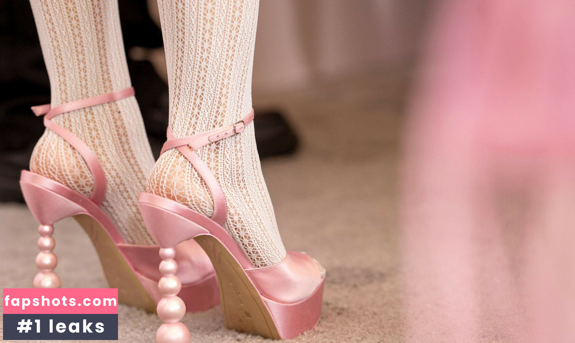 Bella Poarch gallery photo #33