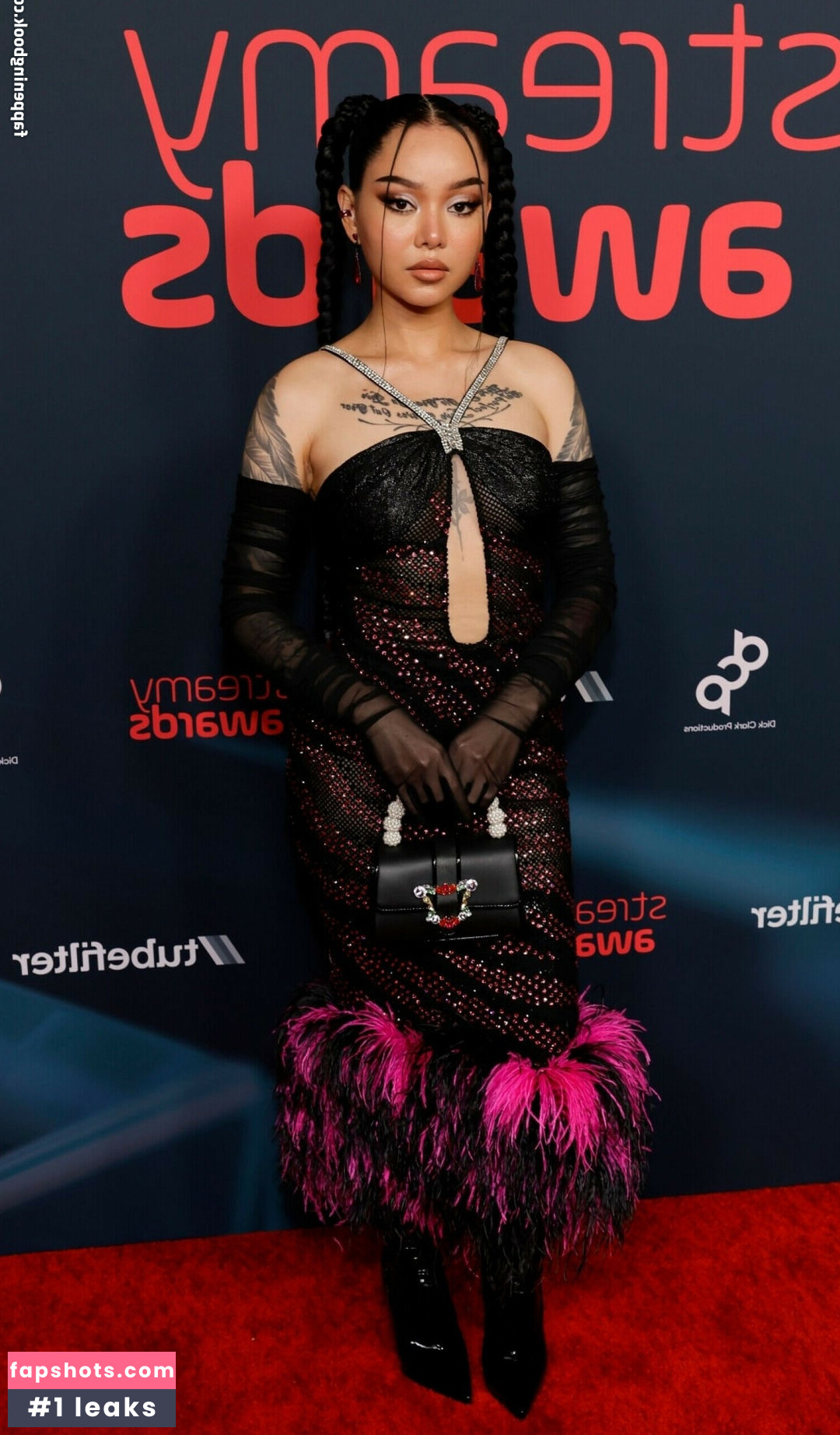 Bella Poarch gallery photo #335