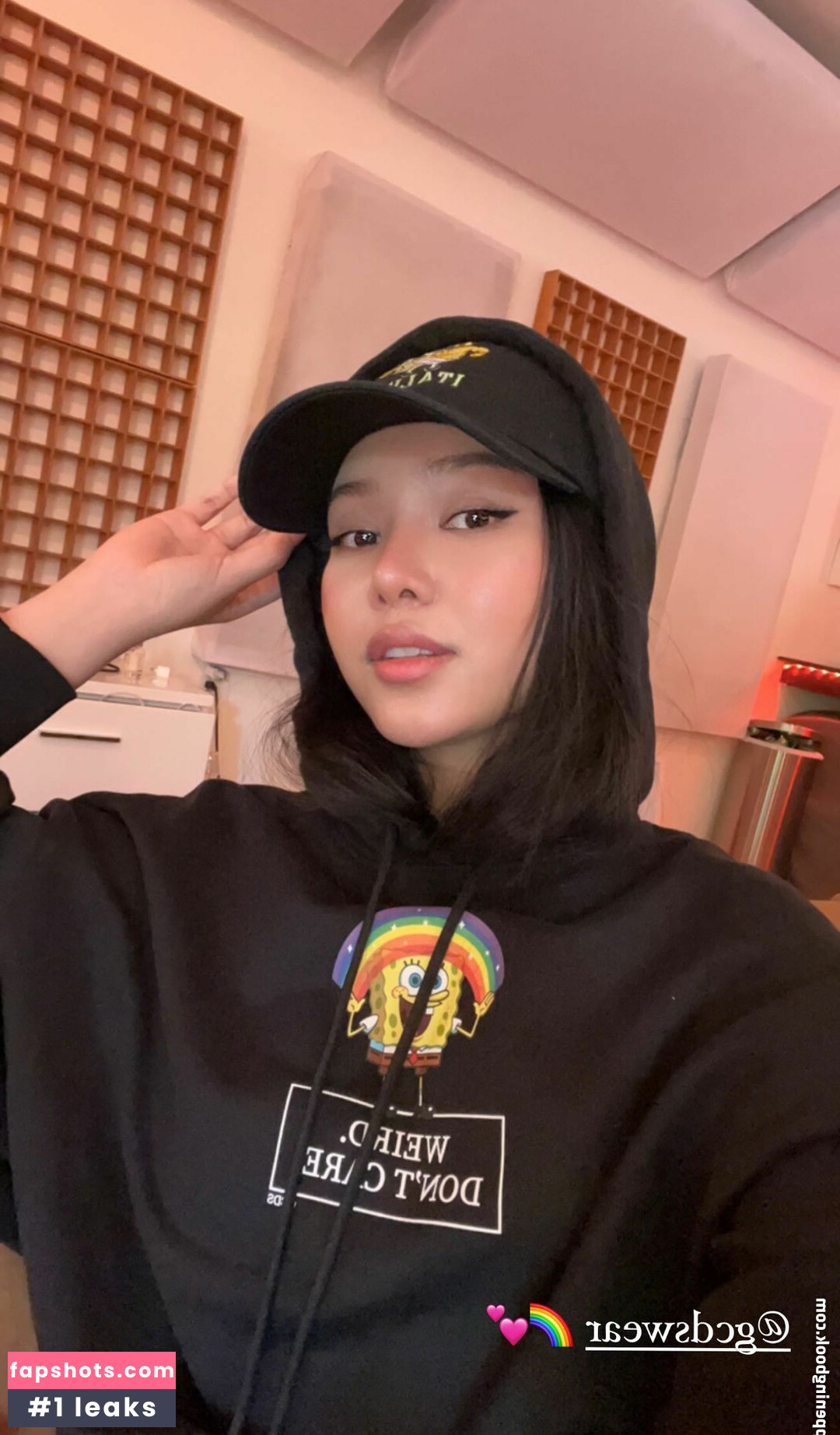 Bella Poarch gallery photo #336