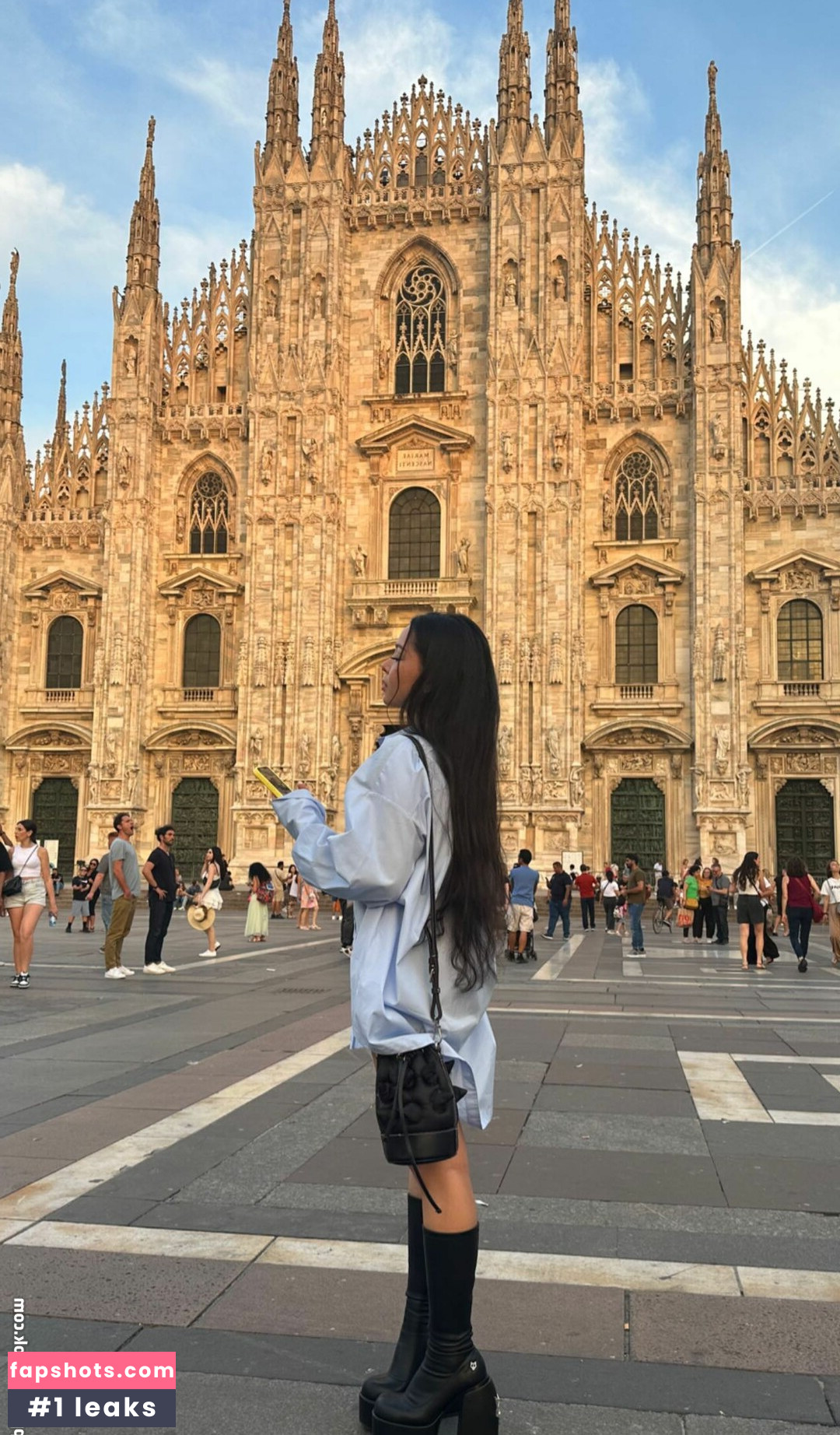 Bella Poarch gallery photo #345