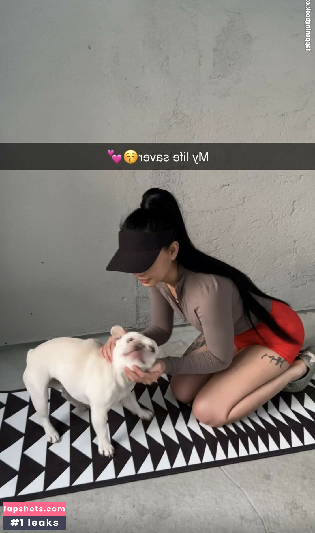 Bella Poarch gallery photo #366