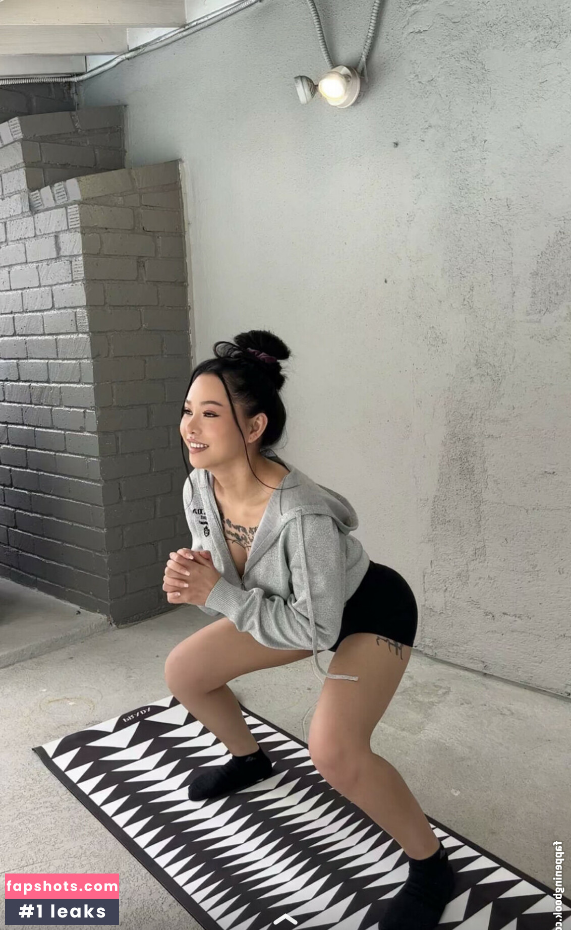 Bella Poarch gallery photo #396