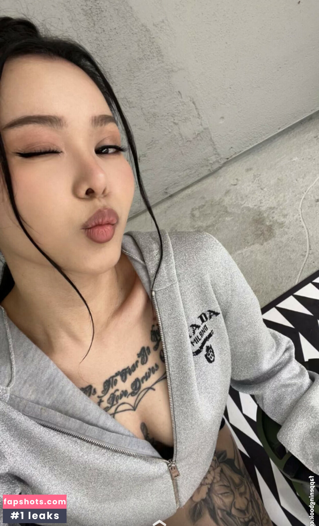 Bella Poarch gallery photo #397