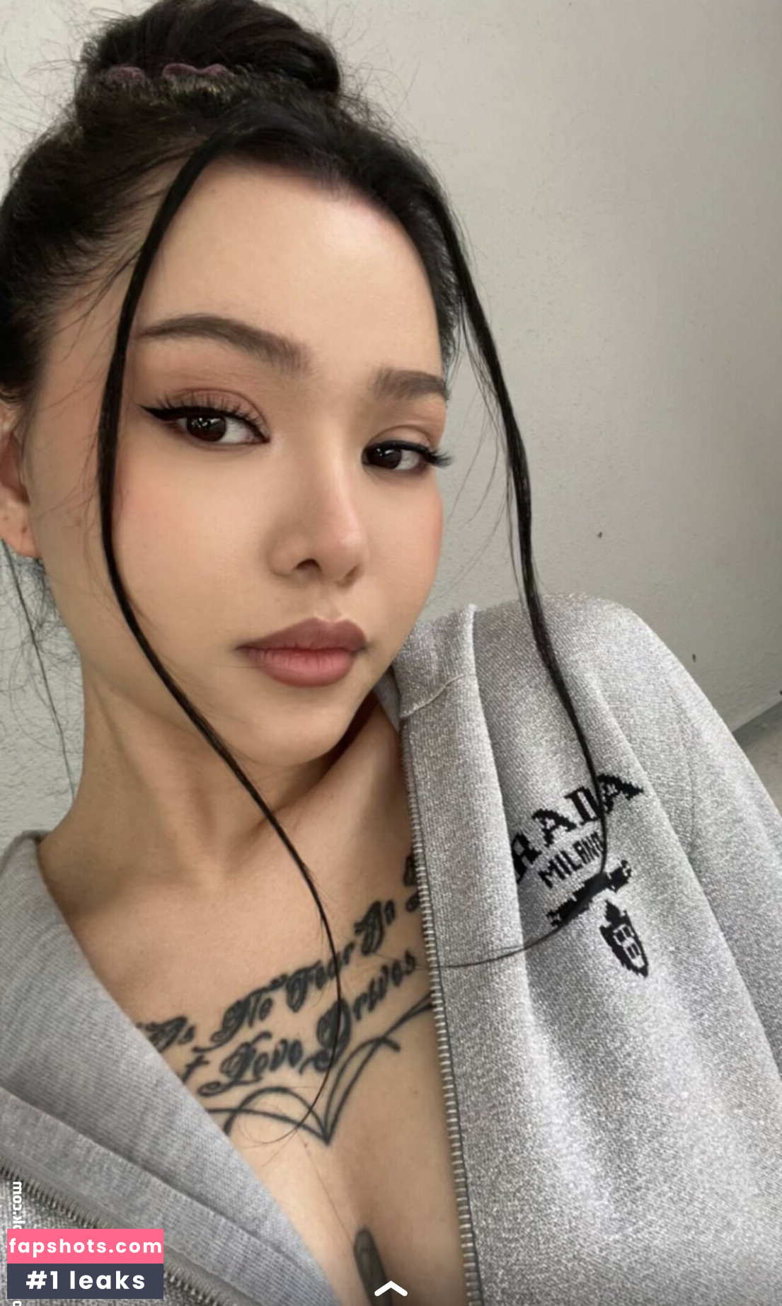 Bella Poarch gallery photo #400