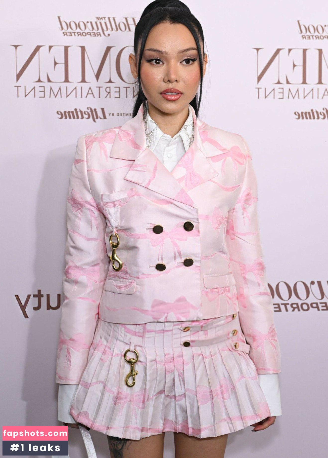 Bella Poarch gallery photo #41