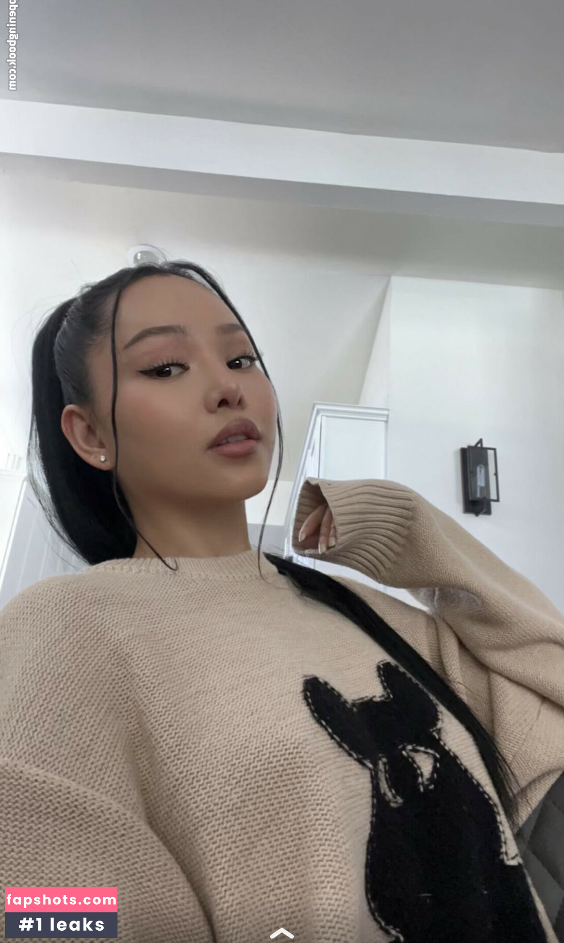 Bella Poarch gallery photo #420