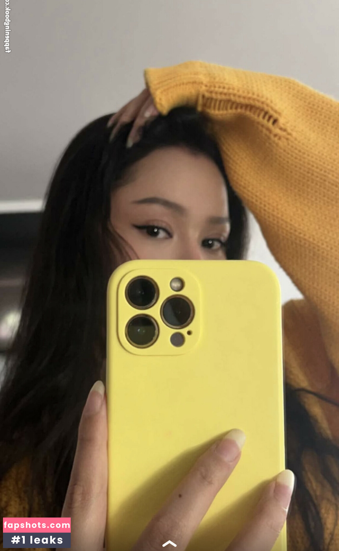 Bella Poarch gallery photo #425