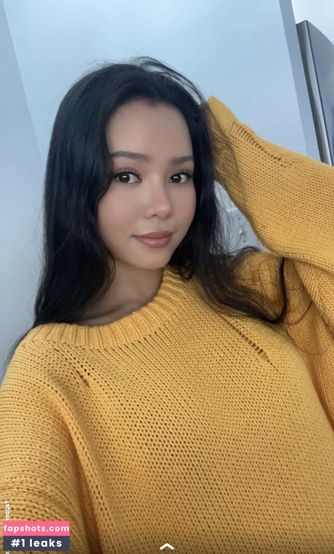 Bella Poarch gallery photo #427