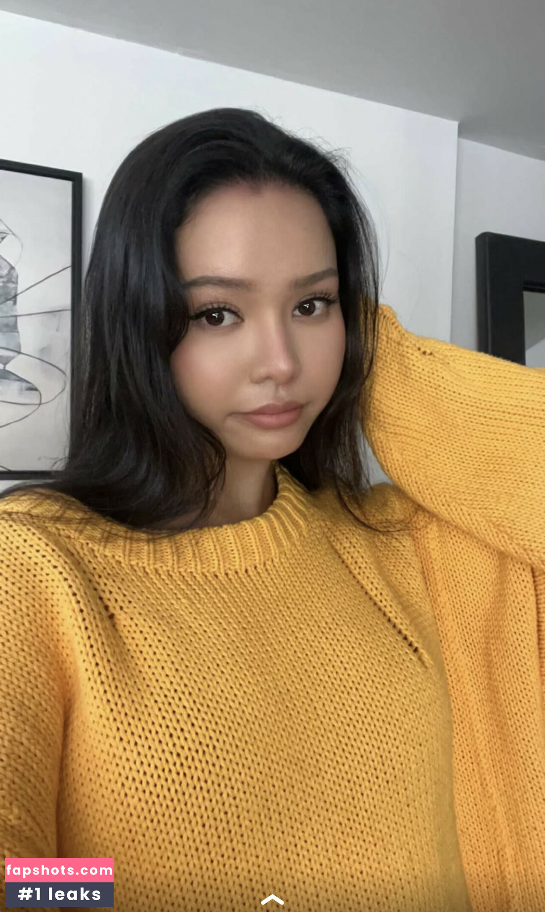 Bella Poarch gallery photo #428