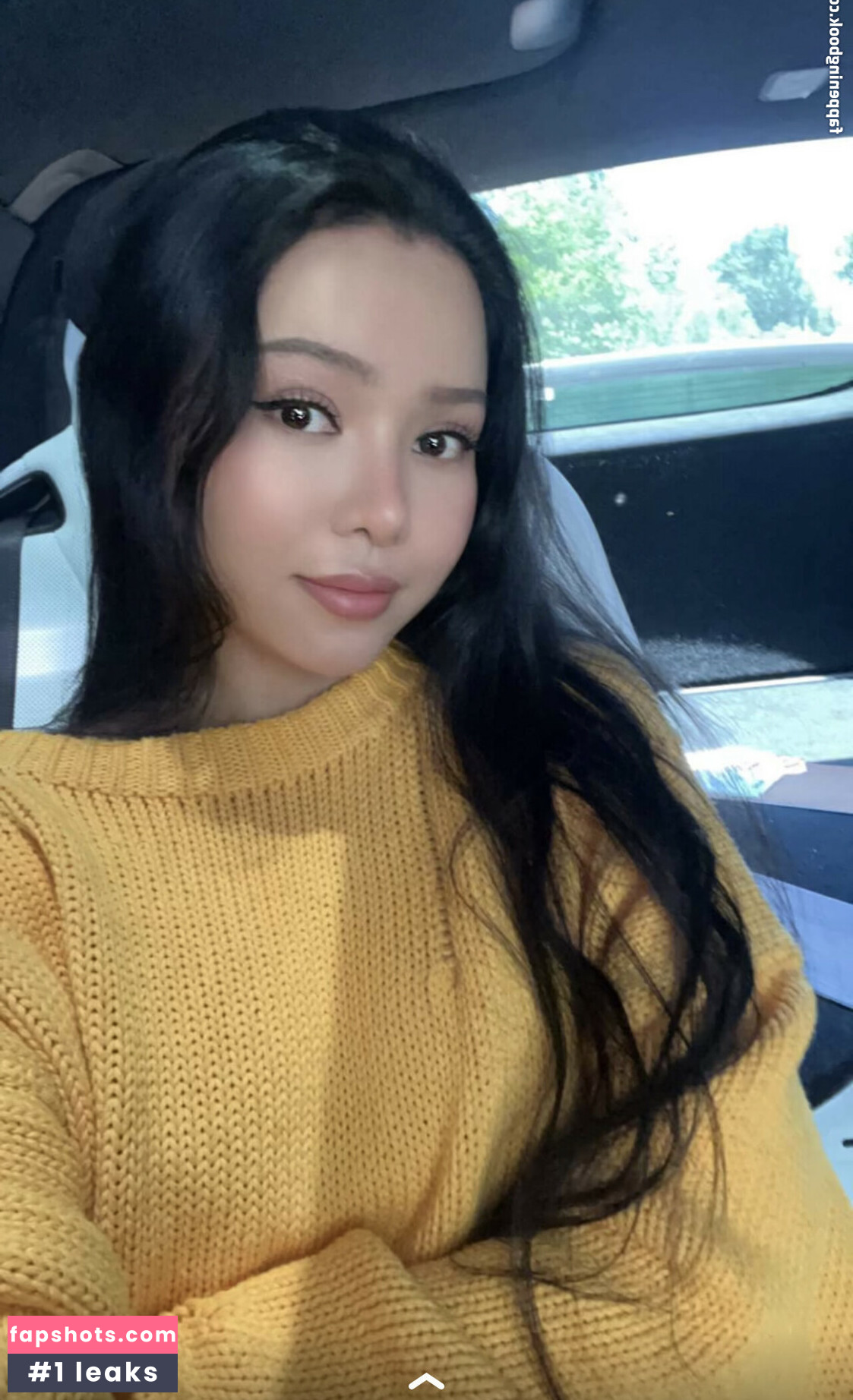 Bella Poarch gallery photo #429