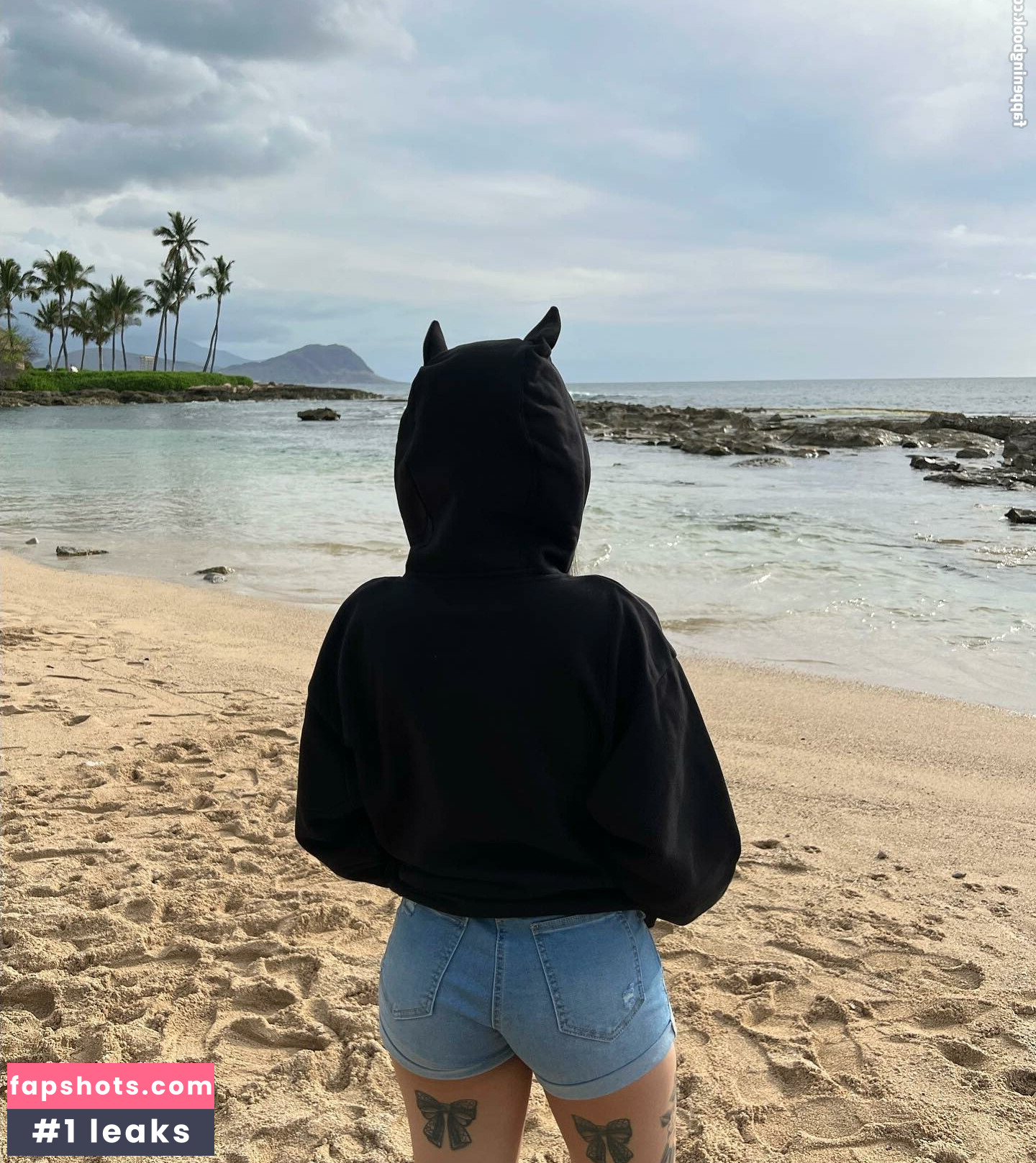 Bella Poarch gallery photo #445