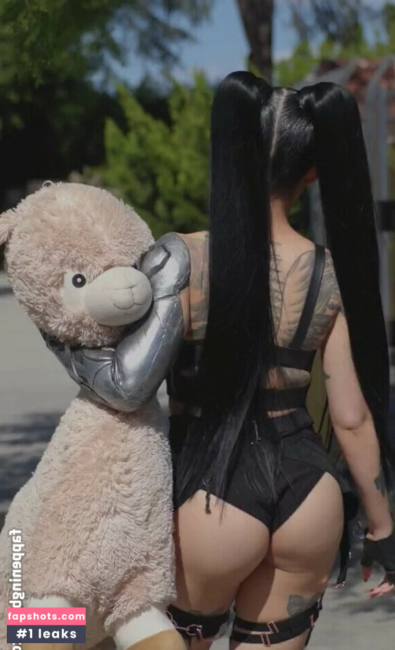 Bella Poarch gallery photo #466